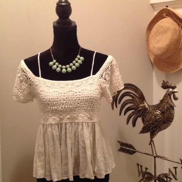 American Eagle Outfitters Tops - America Eagle Crochet Boho Top